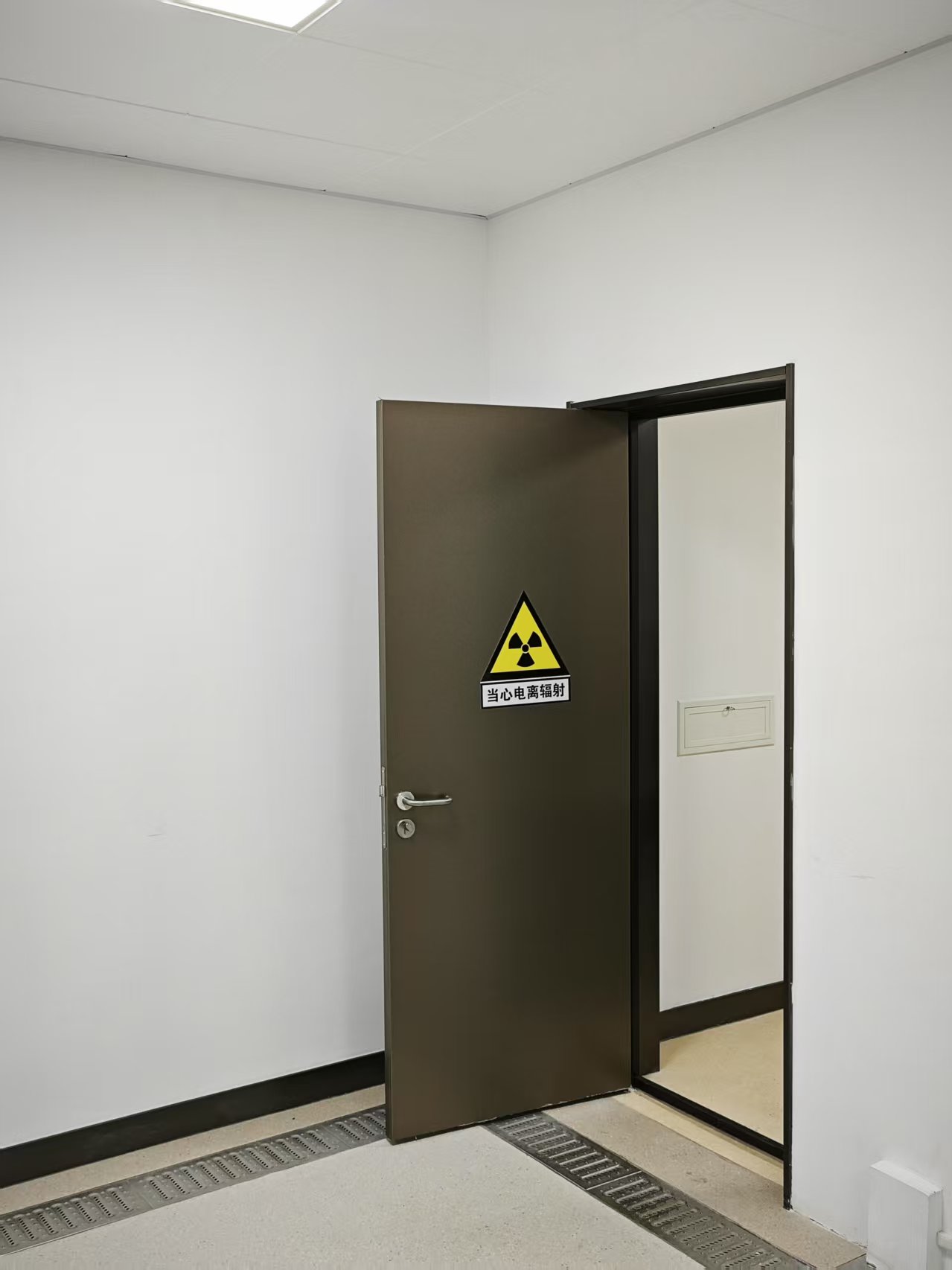 濮阳CT室手动单开防护铅门